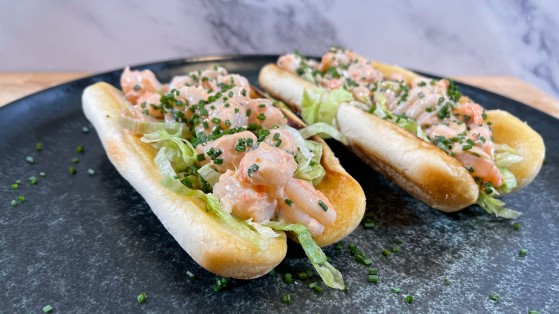 korvbröd - Shrimp rolls
